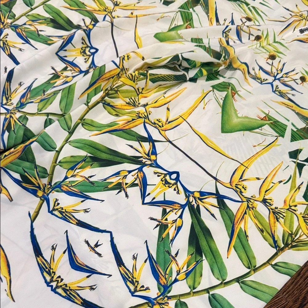 Alice + Olivia White Tropical Print Pants with Green & Yellow Foliage - Picture 4 of 4